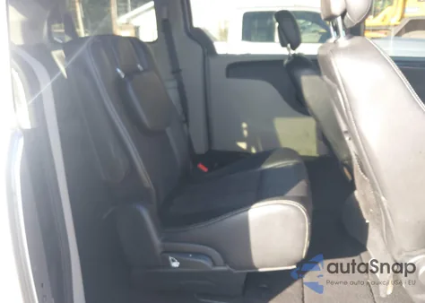 2019 Dodge Grand Caravan Sxt z USA, uszkodzony, nr VIN 2C4RDGCG4KR804842